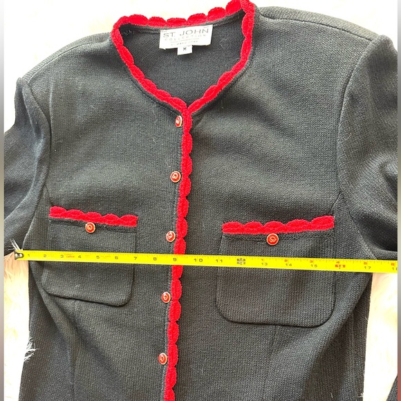ST John Scalloped Trim Knitted Jacket Womens SZ MD Black Red Holiday - Picture 5 of 10